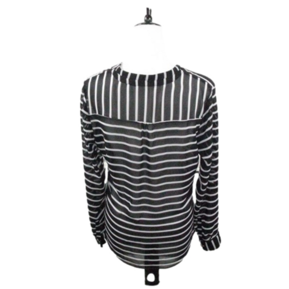 A.n.a Black/White Stripe Sheer Partial Button Front Blouse Size Medium - Picture 4 of 6